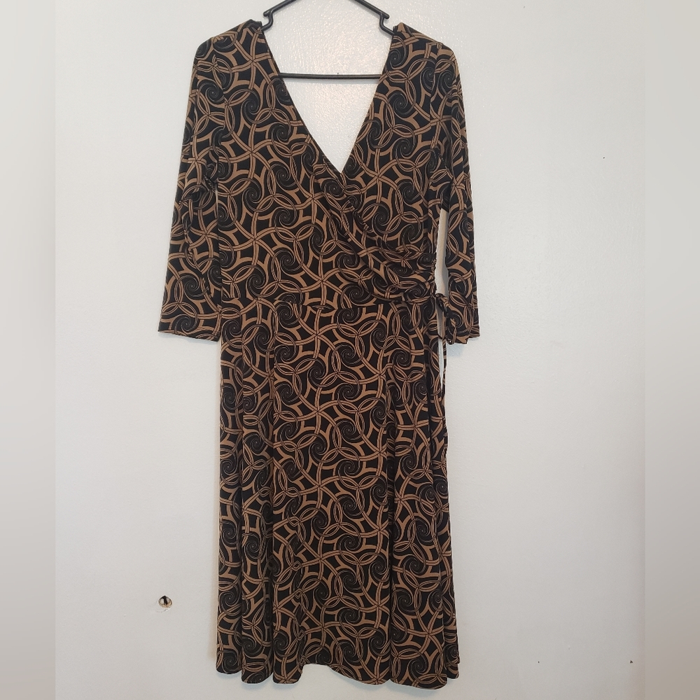 Double V Neck Faux Wrap Ruched Black Tan Dress 16
